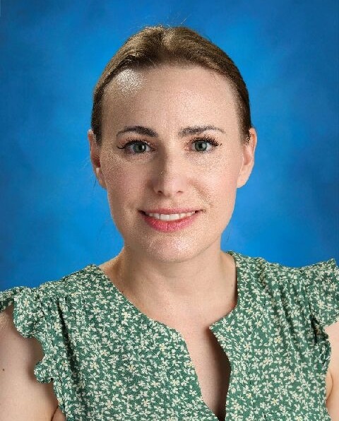 Photo of Carolyn MacKay